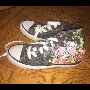 Air walk Tennis shoes